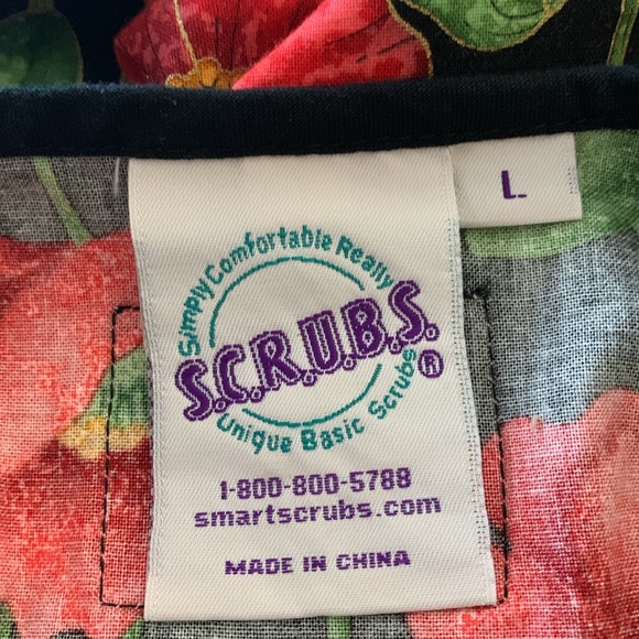 S.C.R.U.B.S. Medical Faux Wrap Floral Multi-Color Women’s Size L 100% Cotton Top - Picture 14 of 15